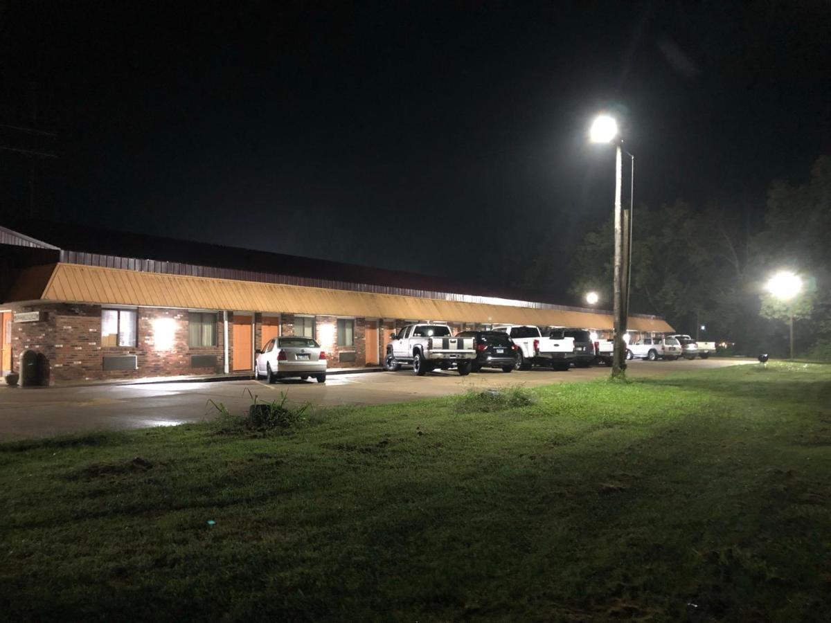 Budget Host Inn Greenup Exterior foto
